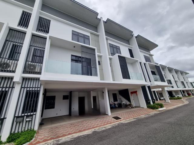 Townhouse for rent in Kuching
