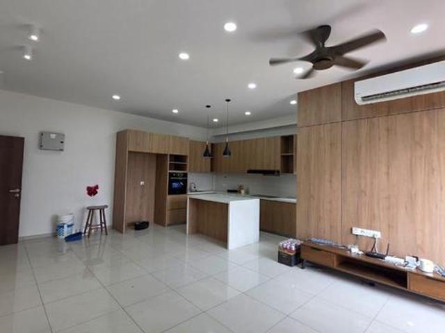 Townhouse for rent in Kuching, Bahagian Kuching