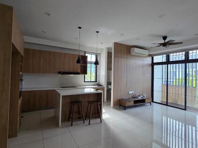 Townhouse for rent in Kuching, Bahagian Kuching