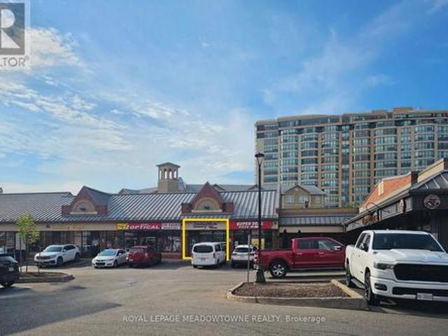 Commercial for rent in Milton, Ontario