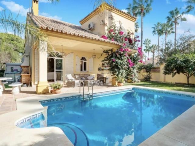 Casa en alquiler en Artola, Costa del Sol Occidental