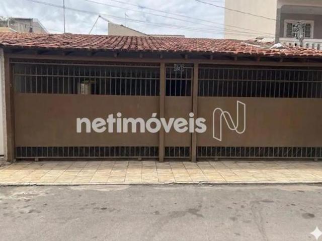 Casa venda em Região Geográfica Imediata do Distrito Federal, Região Integrada de Desenvolvimento do Distrito Federal e Entorno