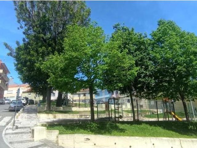 Garagem venda em Encosta do Sol, Amadora