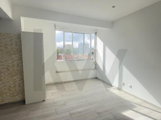 Apartamento venda em Damaia, Amadora