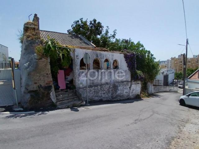 Terreno venda em Amadora, Lisboa