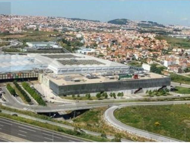 Terreno venda em Encosta do Sol, Amadora