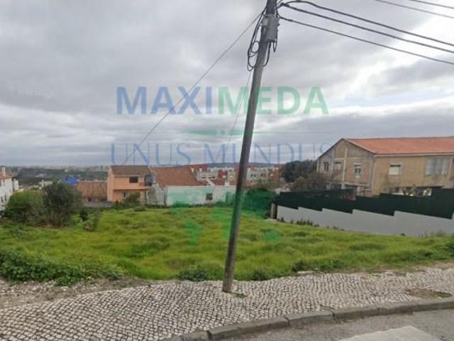 Terreno venda em Amadora, Lisboa