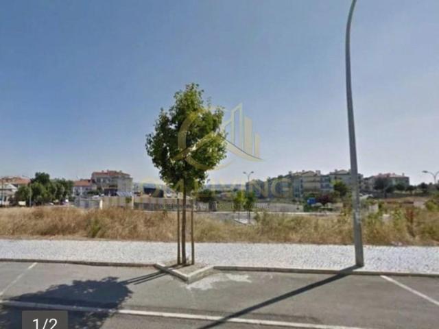 Terreno venda em Estaleiros da Câmara Municipal da Amadora, Amadora
