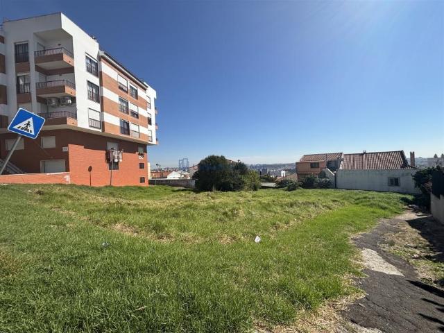 Terreno venda em Amadora, Lisboa