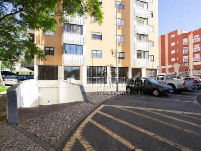 Loja venda em Amadora, Lisboa