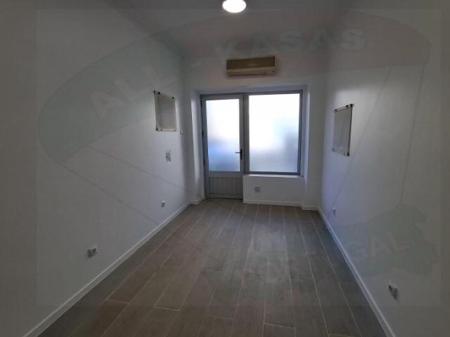 Ponto Comercial alugar em Amadora