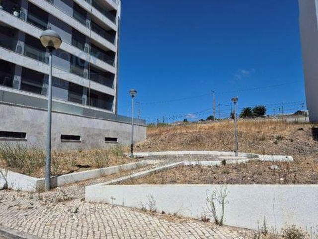 Terreno venda em Villa Park, Amadora