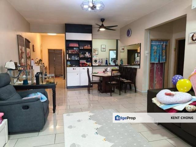 Condominium for sale in Petaling, Subang Jaya