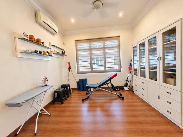 Bungalow for sale in Aman Perdana, Bandaraya Klang