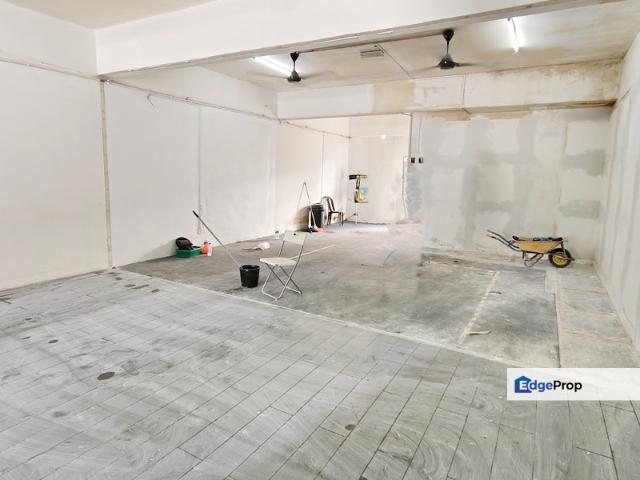 Shop for rent in Petaling, Alam Impian