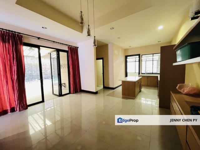 House for sale in Petaling, Subang Jaya
