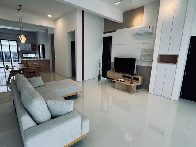 Townhouse for rent in Petaling, Damansara Damai