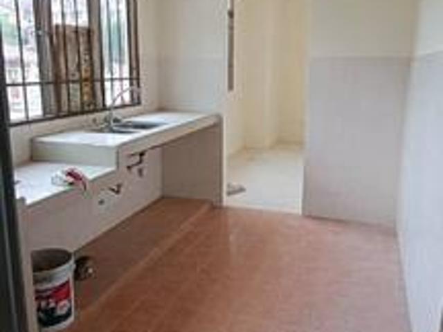 Townhouse for sale in Country Heights Damansara, Kuala Lumpur