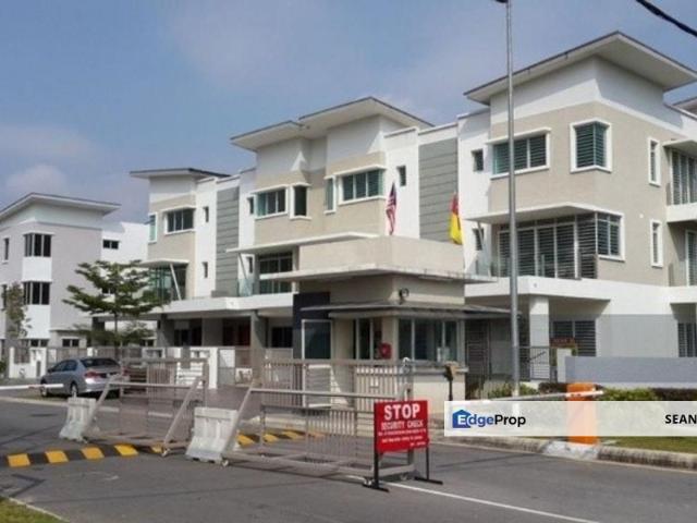 House for sale in Amanria Residence, Majlis Bandaraya Subang Jaya