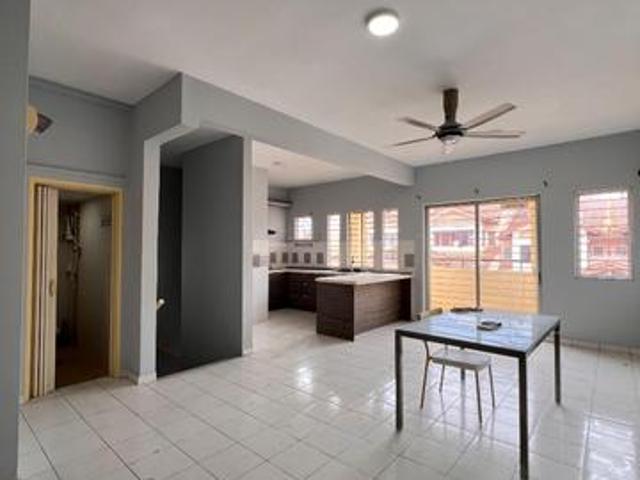 Townhouse for sale in Selayang, Selangor