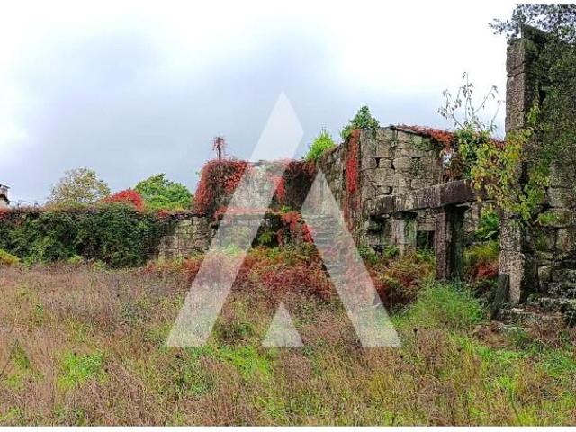 Terreno venda em Bouro (Santa Maria), Amares