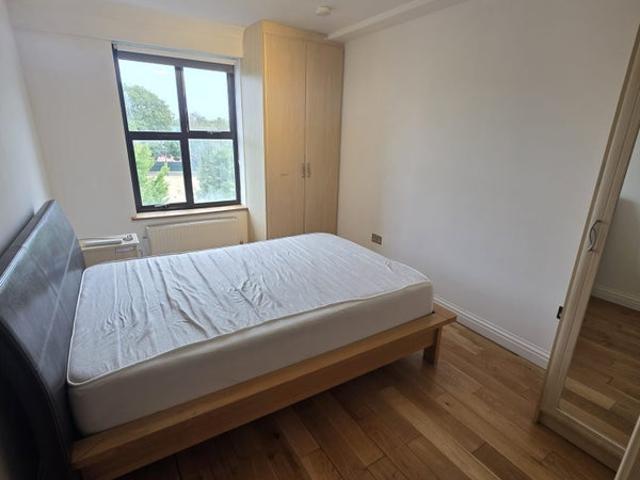 Apartment for rent in Mile End, Greater London