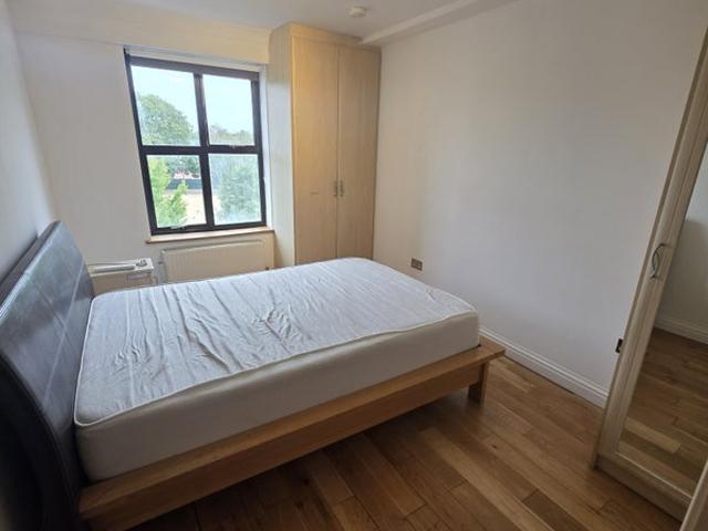 Apartment for rent in Mile End, Greater London