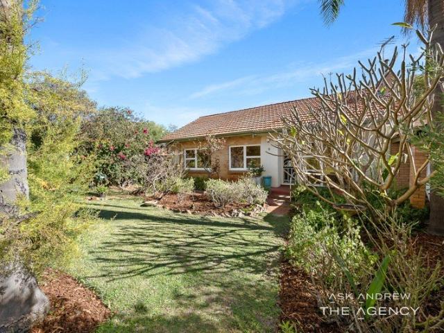 House for sale in Alfred Cove, Western Australia