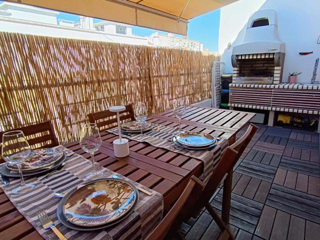 Apartamento alugar em Santiago Dos Velhos, Lisboa
