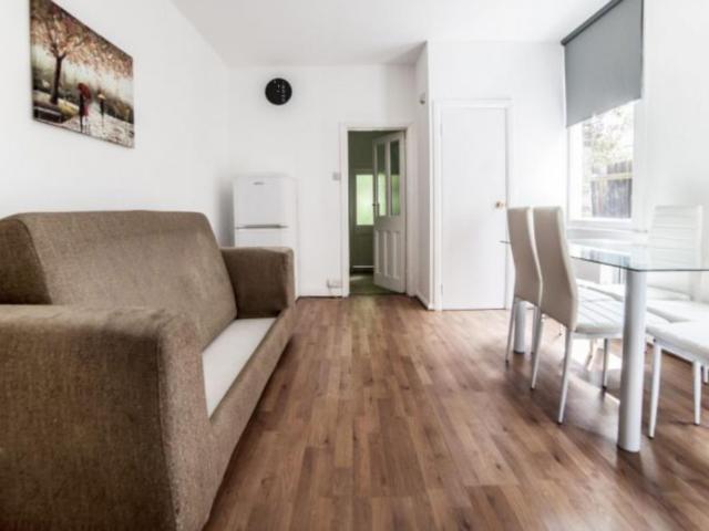 Room for rent in Noel Park, Greater London