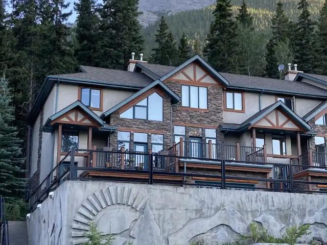 House for rent in Canmore, Alberta