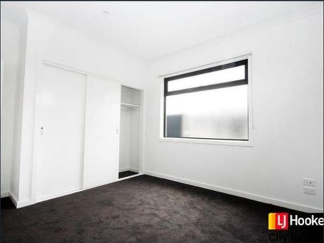 Townhouse for rent in Camerons Creek, Victoria