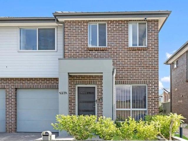 Townhouse for sale in Sydney, New South Wales