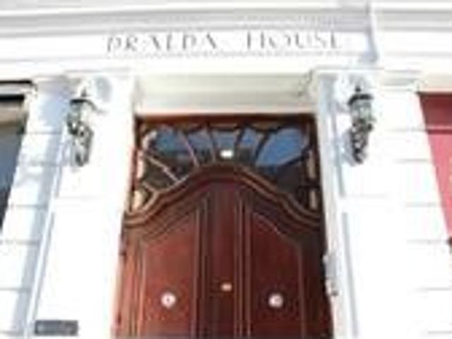 Room for rent in Daws Hill, Cressex