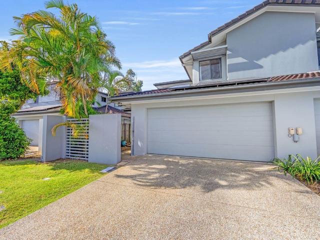 Townhouse for sale in Gold Coast, Gold Coast Metro