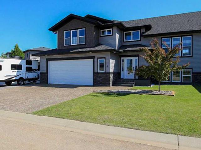 House for sale in Lacombe, Alberta
