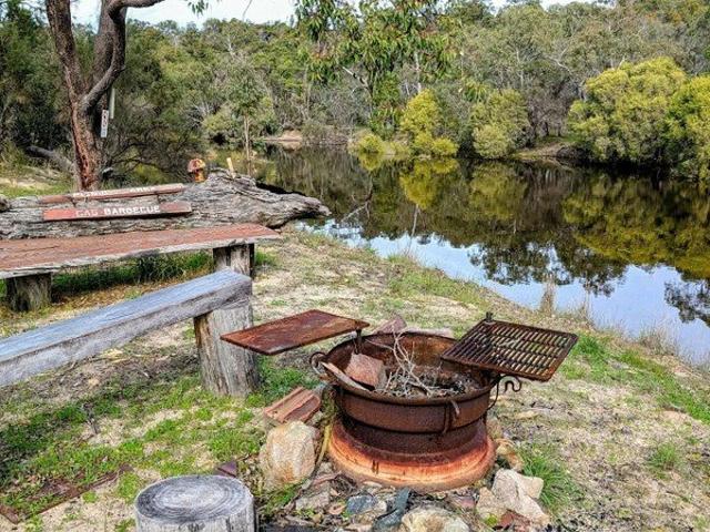 Cottage for sale in Cowalla, Shire Of Gingin
