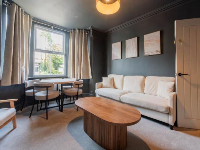 Apartment for rent in Osney, The Slade