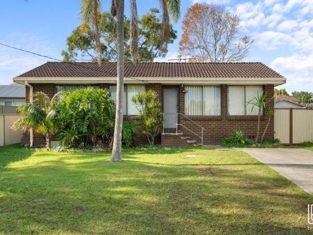 House for sale in Blue Haven, New South Wales