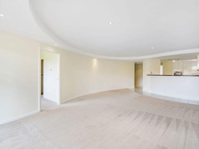 Apartment for rent in Canberra, Woden Valley