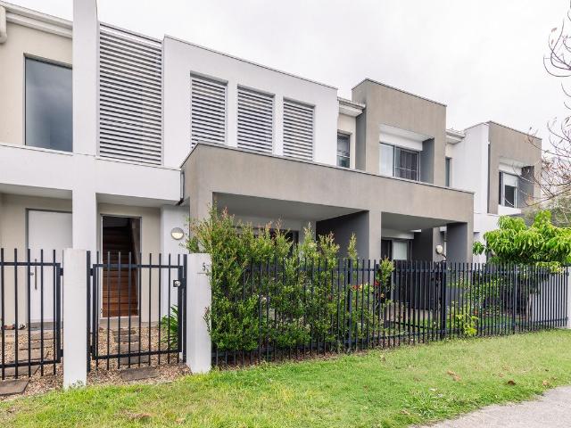 Townhouse for sale in Gold Coast, Gold Coast Metro