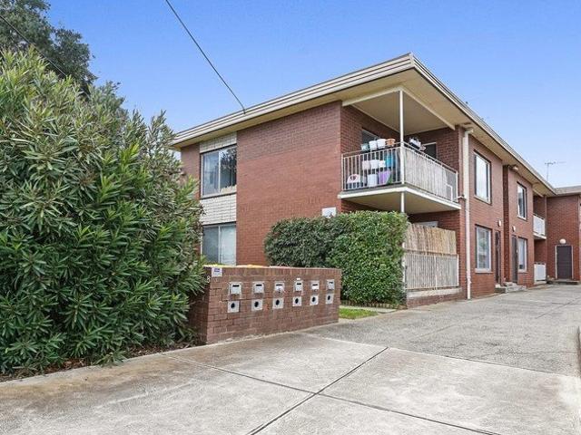 Apartment for rent in Essendon, Melbourne