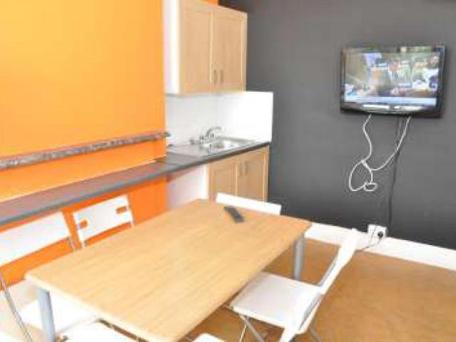 Room for rent in Kilburn, Greater London