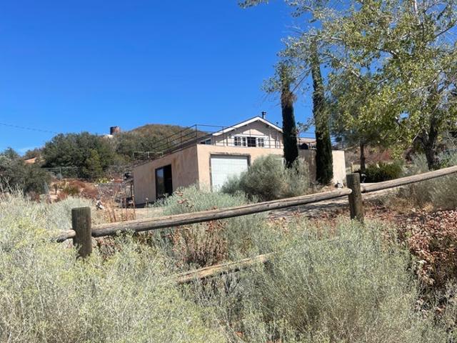 Room for rent in Canoga Park, California