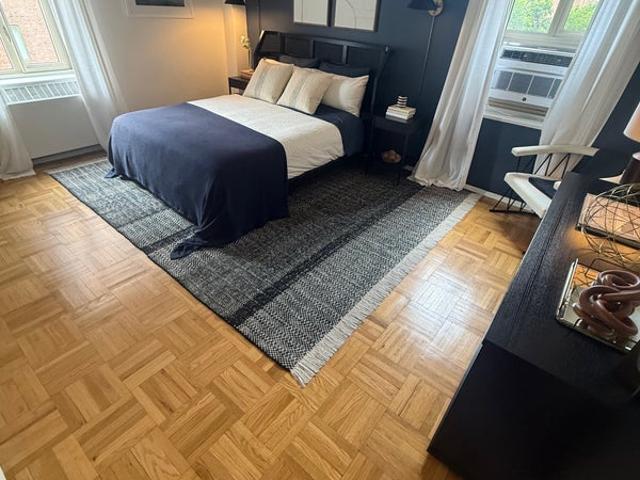 Room for rent in Arverne, New York