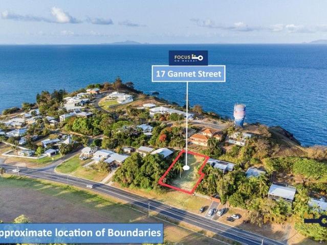 Land for sale in Slade Point