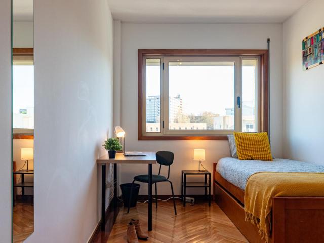 Quarto alugar em Porto