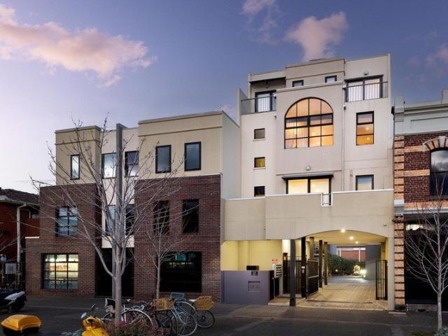 Townhouse for sale in Camerons Creek, Victoria