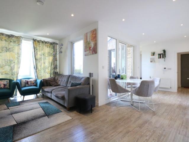 Apartment for rent in London Borough of Brent, Greater London