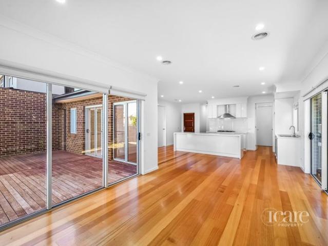 Townhouse for rent in Camerons Creek, Victoria